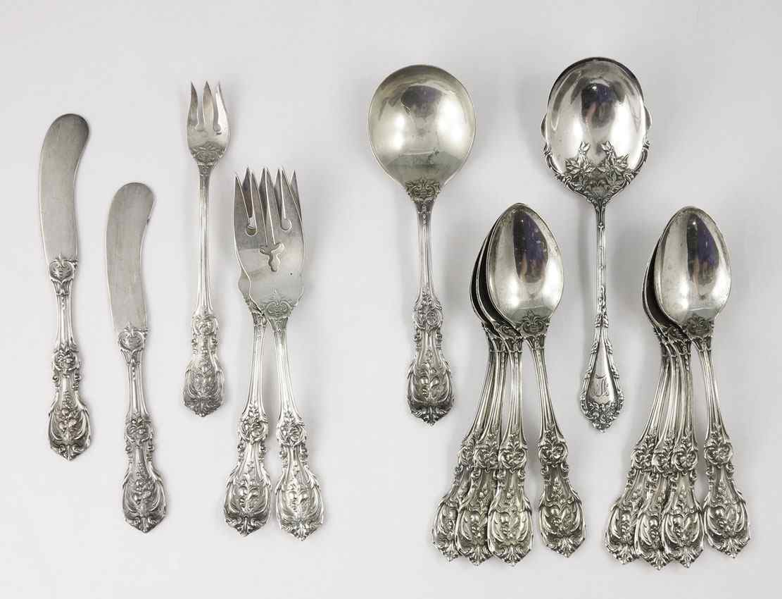 Appraisal: COLLECTION REED BARTON FRANCIS I STERLING FLATWARE Approx pieces in