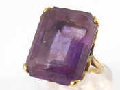 Appraisal: A carat gold amethyst ring hallmarked London amethyst approx x