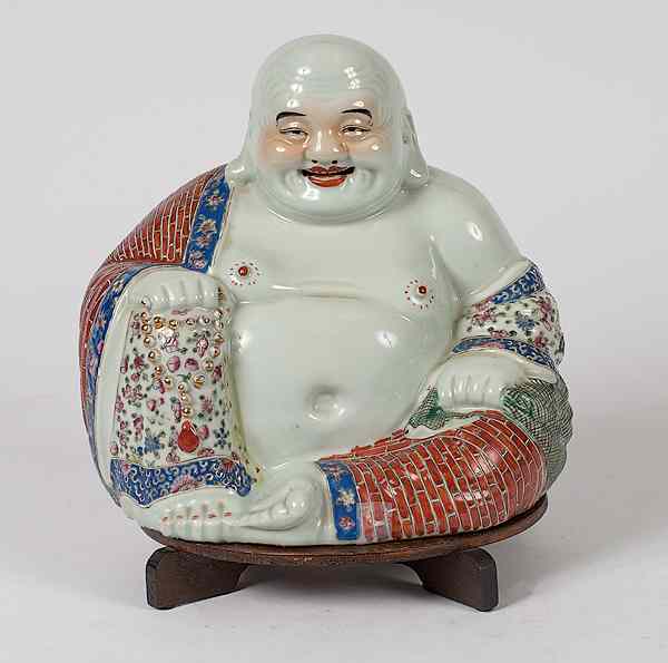 Appraisal: Chinese Buddha China A seated Buddha wearing a polychrome robe