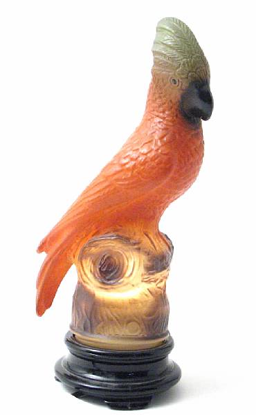 Appraisal: A Tiffin glass parrot lamp height in