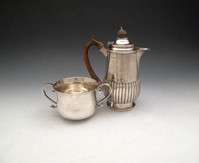 Appraisal: A Victorian silver hot water pot by D and C