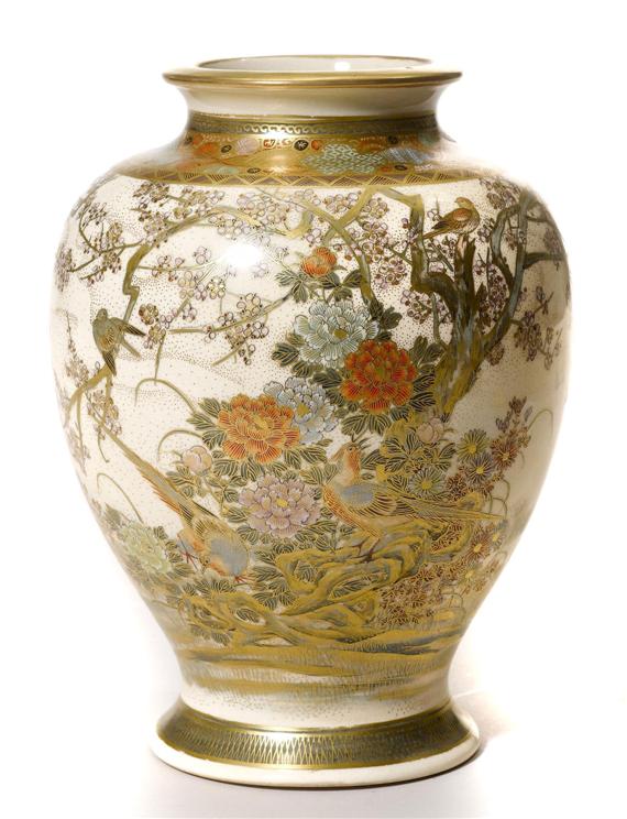 Appraisal: A SATSUMA VASE Japan st half of the th c