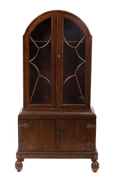 Appraisal: A William and Mary style oak display cabinet height ft