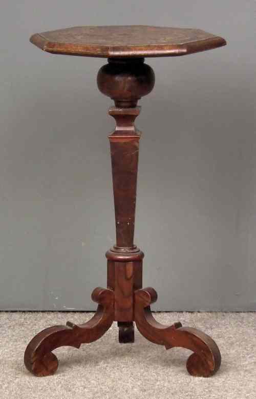 Appraisal: A good William Mary walnut and marquetry octagonal candle stand