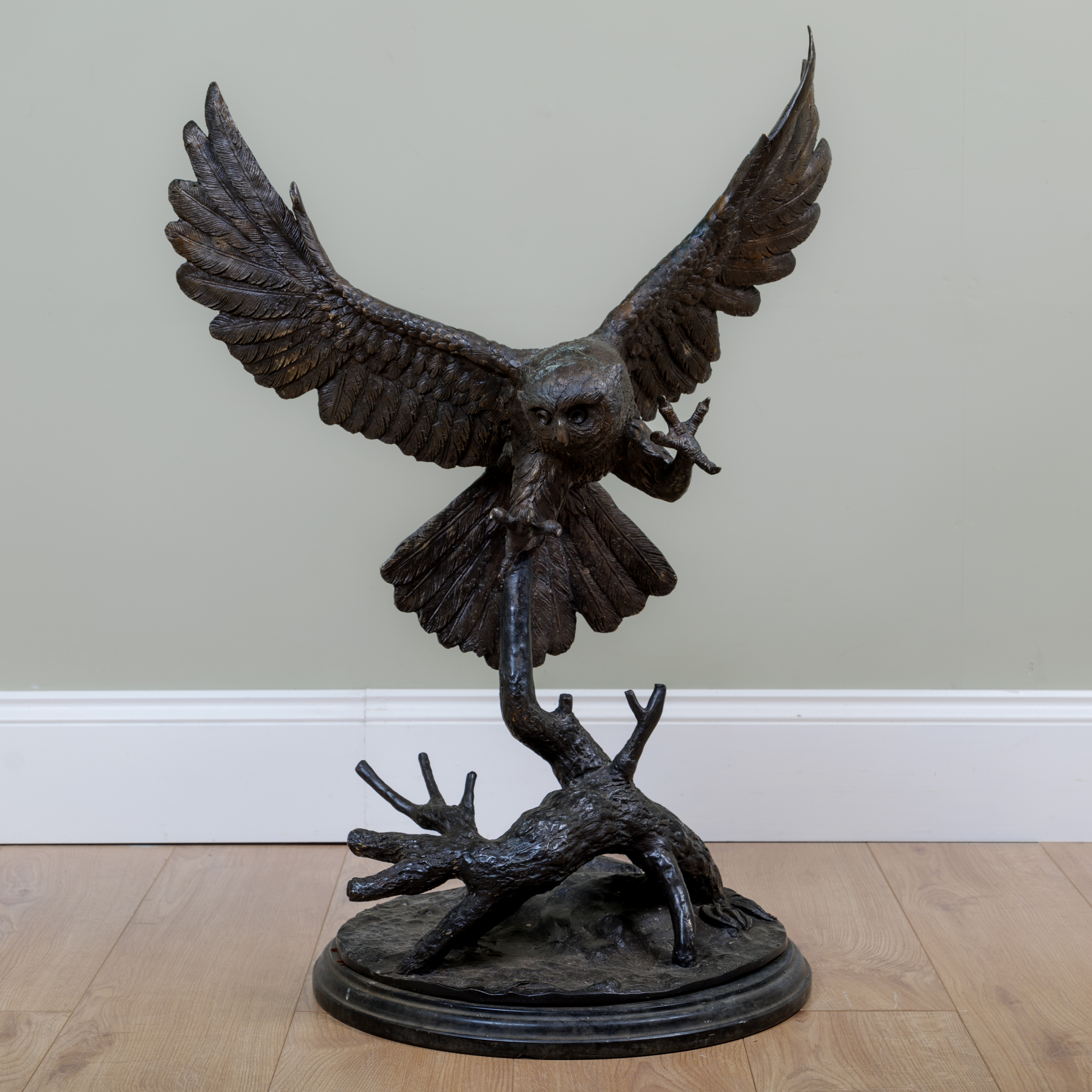 Appraisal: After Jules Moigniez - bronze sculpture of an owl with