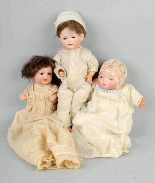 Appraisal: Lot of German Bisque Babies Description Bahr Proschild character with