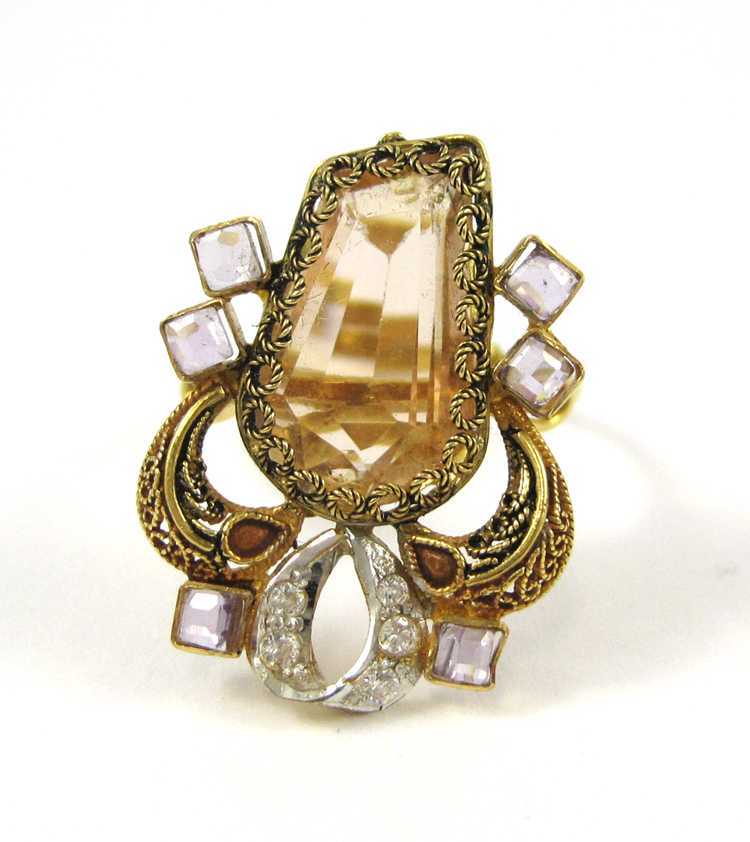 Appraisal: LIGHT PINK GEMSTONE AND EIGHTEEN KARAT GOLD RING set with