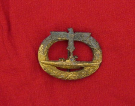 Appraisal: German WWII Submarine badge maker marked on reverse pinback