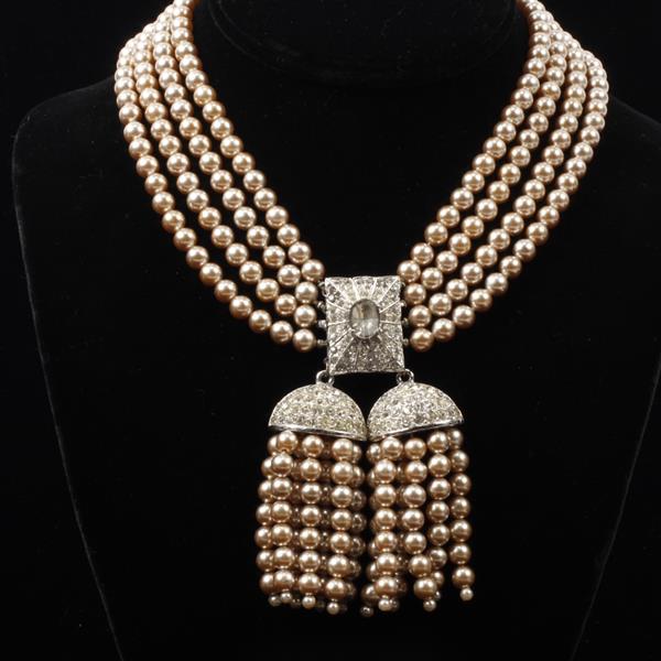 Appraisal: Unmarked Vintage Art Deco s Multi-strand Champagne Faux Pearl Necklace