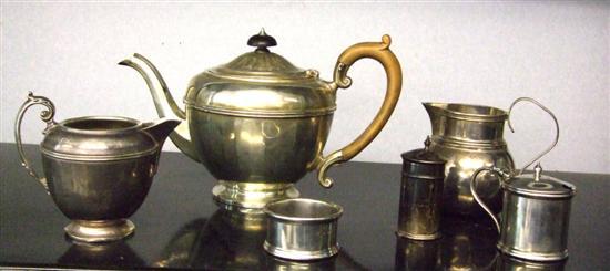 Appraisal: Silver to include a tea pot two cream jugs and