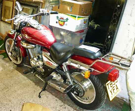 Appraisal: Daelim Vee VT cc Motorcycle registered date in very good