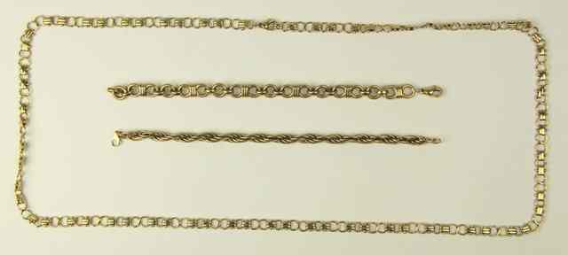 Appraisal: A ct yellow gold circle link necklet cm long a