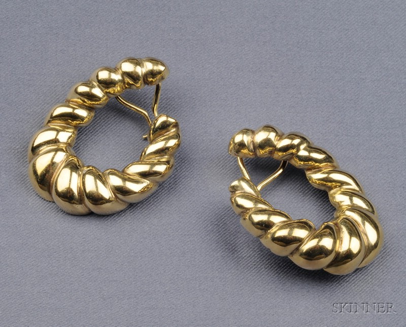 Appraisal: kt Gold Earpendants designed as ropetwist hoops dwt lg in