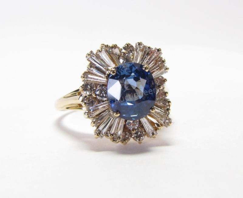 Appraisal: K Yellow Gold Ring with oval faceted blue sapphire center