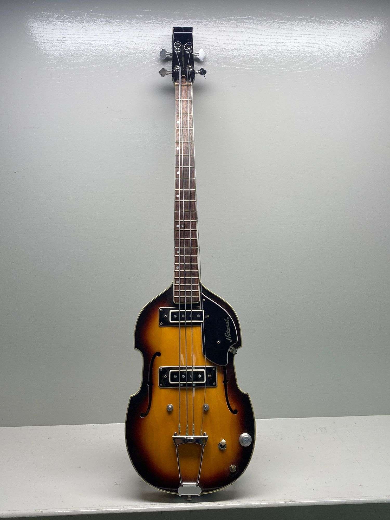 Appraisal: Vintage National hollow body bassVintage National hollow body bass missing