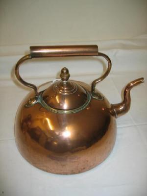 Appraisal: A VICTORIAN COPPER KETTLE of rare domed form with scroll