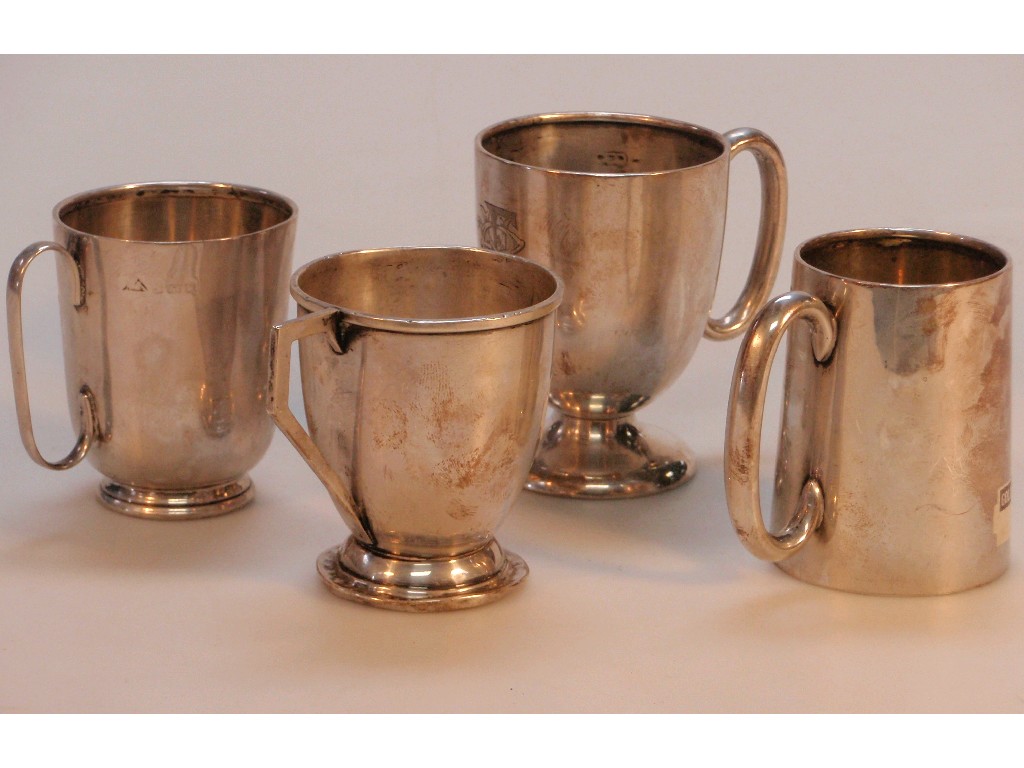 Appraisal: Four small silver tankards late th early thC gross total