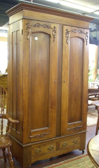 Appraisal: American Late Victorian Maple Armoire fourth quarter th century the