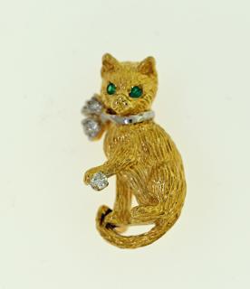 Appraisal: k Gem Set Cat Pin k gem set cat pin