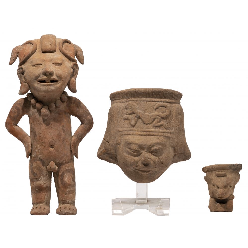 Appraisal: PRE-COLUMBIAN VERA CRUZ FIGURINE ASSORTMENT smiling sonriente figures including head