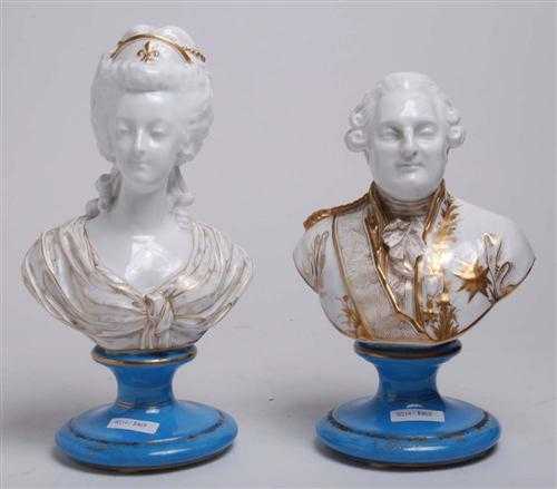 Appraisal: PAAR PORZELLANB STEN VON LOUIS XVI UND MARIE ANTOINETTE Frankreich