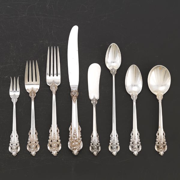 Appraisal: Wallace Flatware Service Grande Baroque Pattern Totaling pieces including hollow