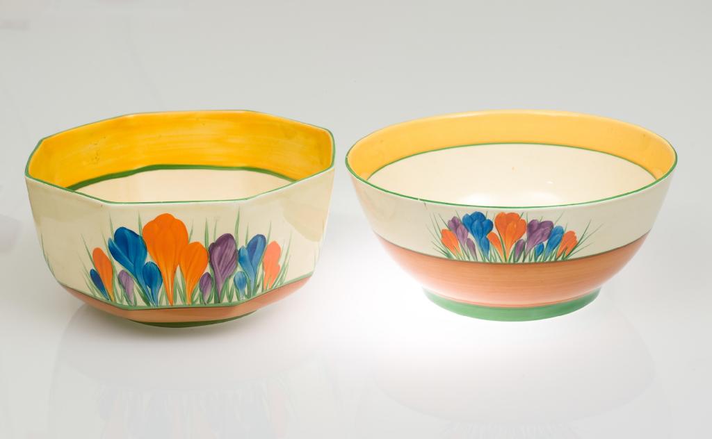 Appraisal: CLARICE CLIFF BIZZARE CROCUS PATTERN BOWL the circular body characteristically