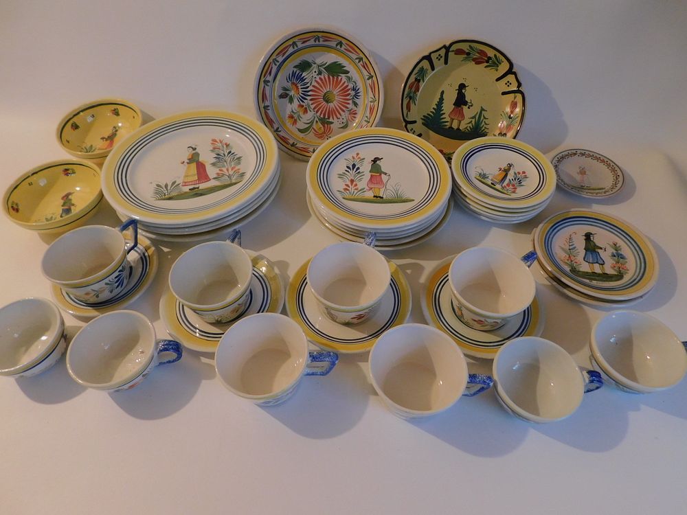 Appraisal: LOT QUIMPER POTTERY - DINNERWARE Lot approx pieces HB Quimper