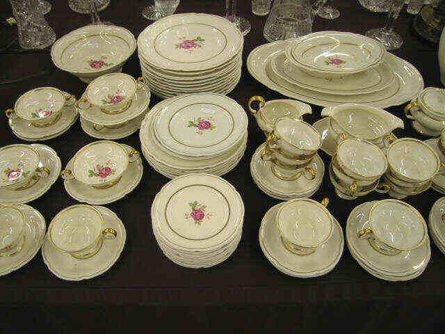 Appraisal: pcs Castleton Dolly Madison China rose on ivory gold trim