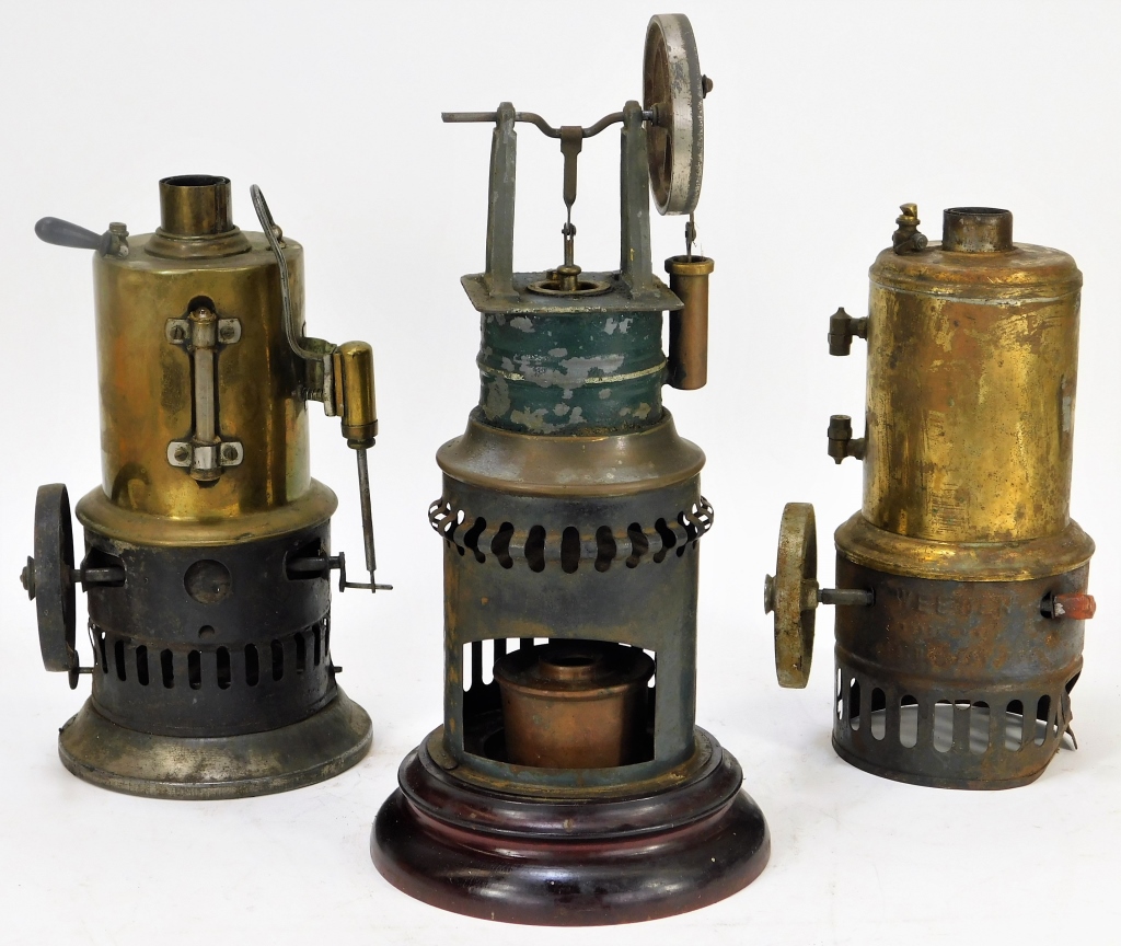 Appraisal: WEEDEN ANTIQUE UPRIGHT STEAM ENGINES United States Early th CenturyIncludes