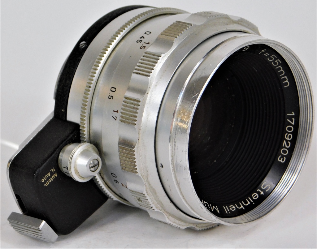 Appraisal: STEINHEIL AUTO-QUINON LENS MM F Steinheil M nchen Auto-Quinon lens