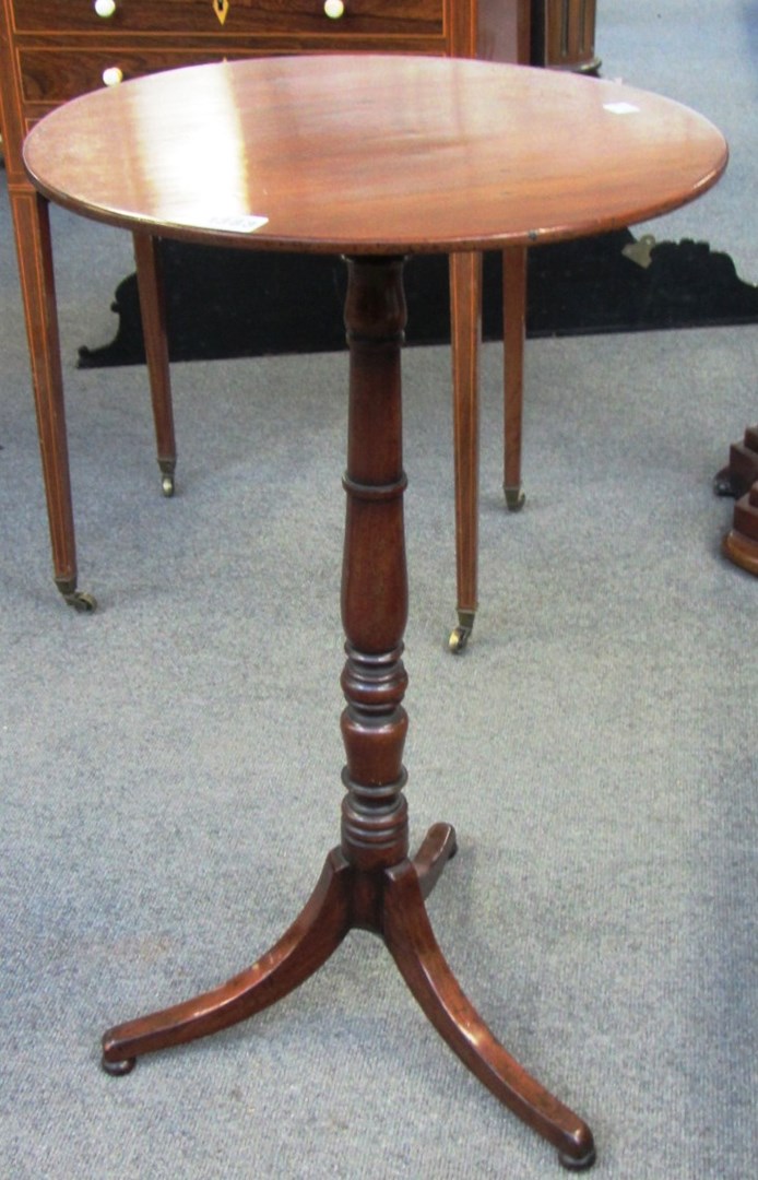 Appraisal: A Regency circular mahogany tripod table cm wide