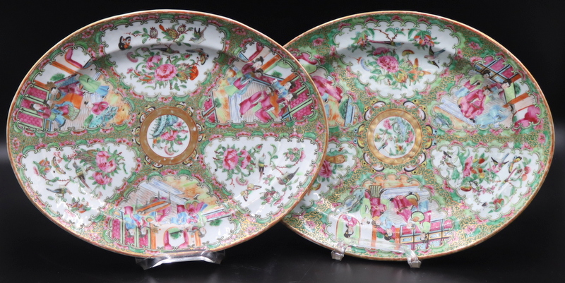 Appraisal: NEAR PAIR OF CHINESE EXPORT PLATTERS Includes a near pair