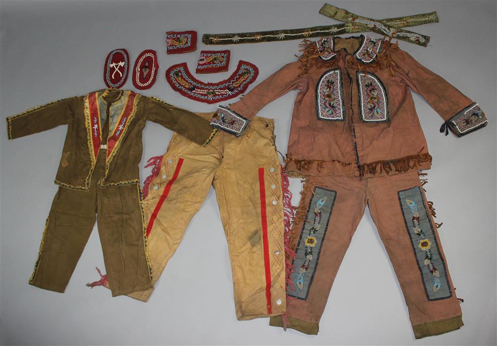 Appraisal: NATIVE AMERICAN INSPIRED CLOTH CLOTHING COMMERCIALLY MADE some with Iroquois