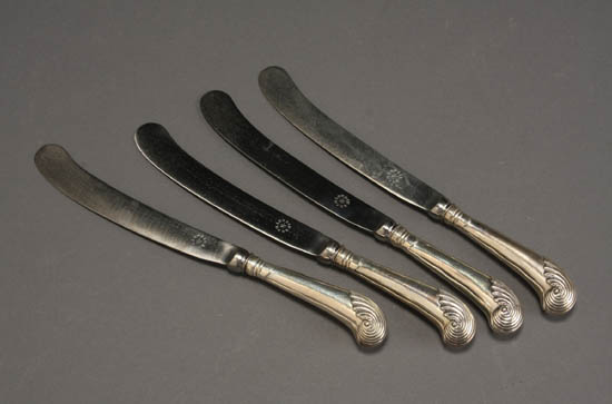 Appraisal: Set of Twelve Georgian Silver Pistol-Grip Handle Dinner Knives Maker's