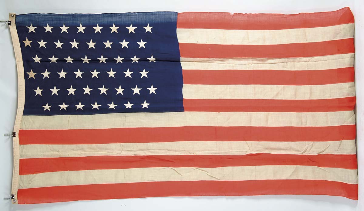 Appraisal: -STAR AMERICAN FLAG x wool bunting flag is all machine-sewn