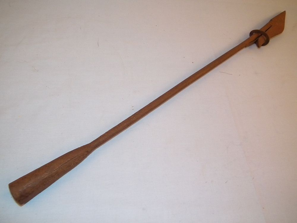 Appraisal: ANTIQUE GROMMET HARPOON Antique experimental harpoon with oval spring-loaded grommet