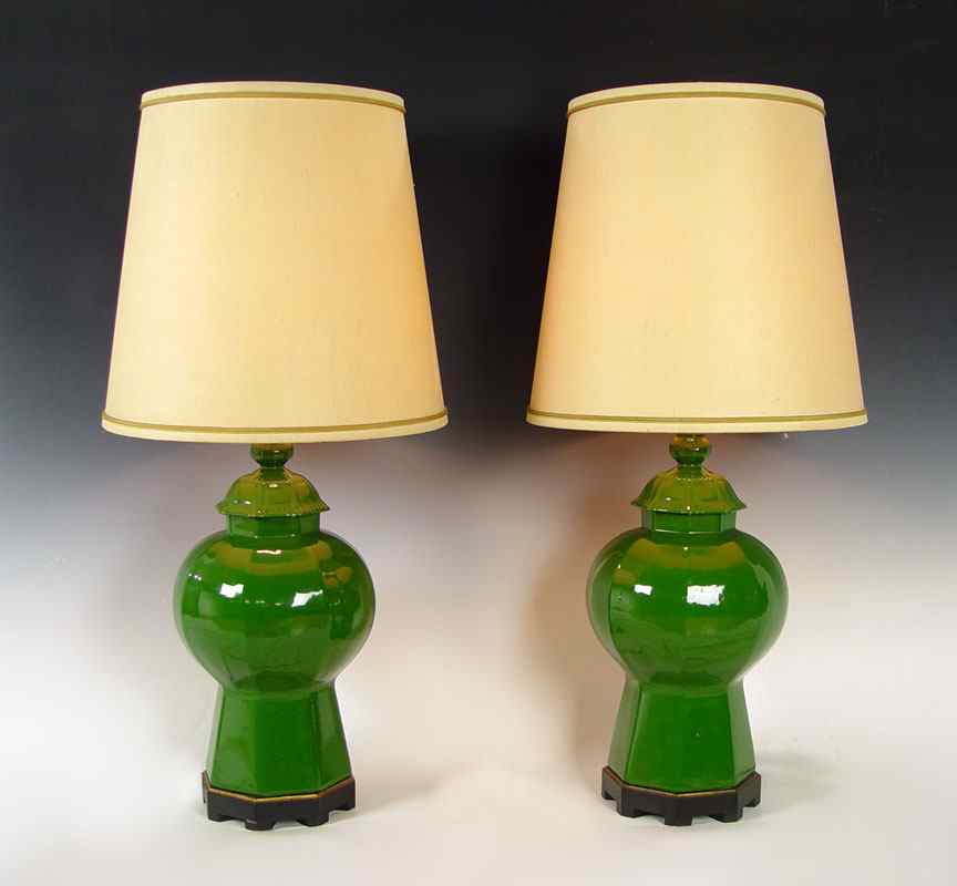 Appraisal: PAIR OF WILSHIRE HOUSE ITALIAN CERAMIC LAMPS Ceramic made in