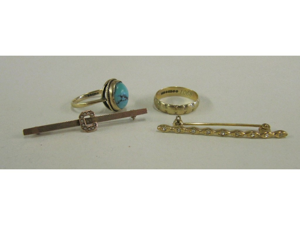 Appraisal: Lot comprising two ct gold bar brooches a ct gold