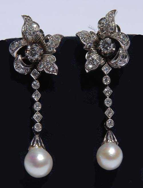 Appraisal: PEARL AND DIAMOND PENDANT EARRINGS ca White gold Classic-elegant clip