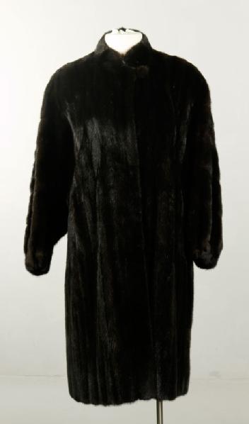 Appraisal: - Natural Ranch Mink Fur Coat Natural ranch mink full