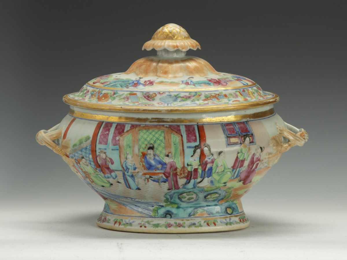 Appraisal: Rose Medallion Famille Rose Covered Tureen th Cent Condition One