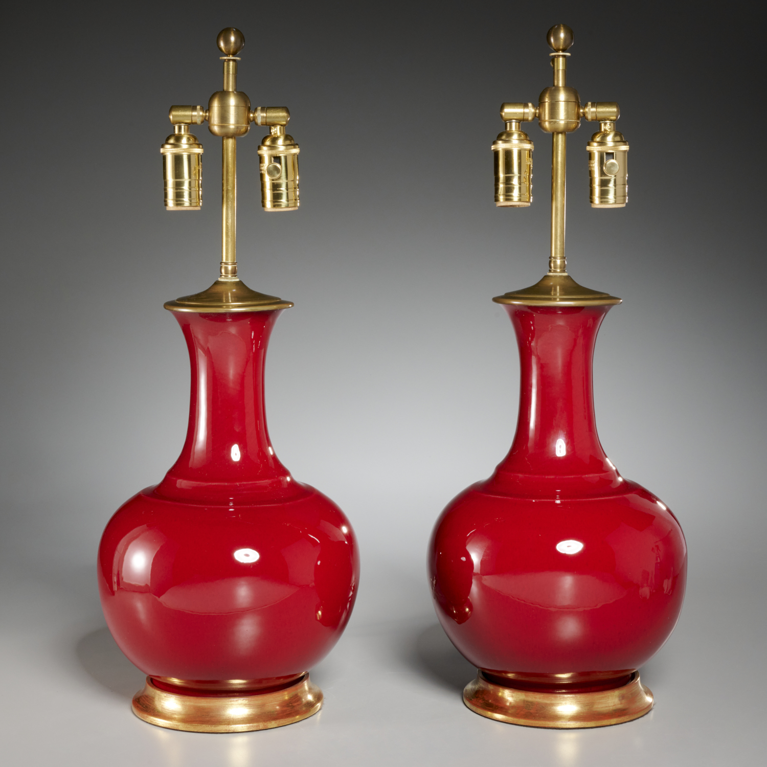 Appraisal: CHRISTOPHER SPITZMILLER PAIR LINDSAY LAMPS Dated USA sang de boeuf