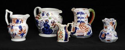 Appraisal: FIVE ENGLISH JAPAN PATTERN POTTERY PITCHERS Including one with copper