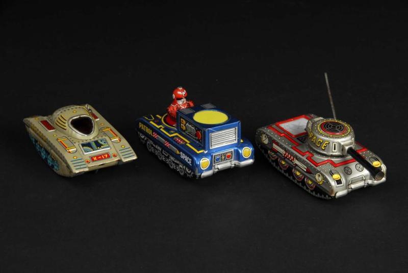 Appraisal: Lot of Space Tank Toys Description Japanese All are working