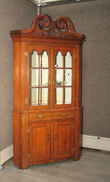 Appraisal: A Federal poplar corner cupboard early th century crown of