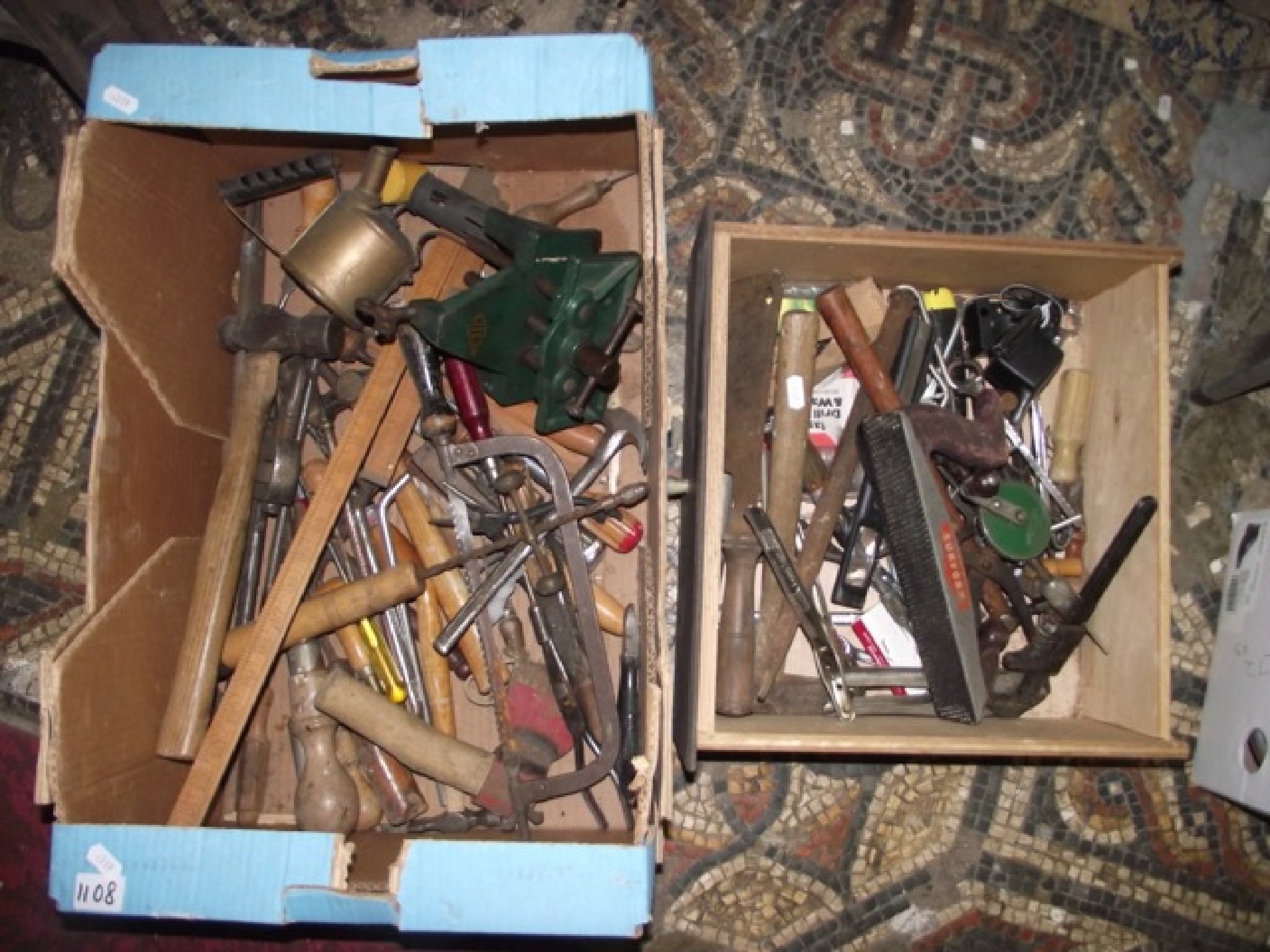 Appraisal: A box of miscellaneous hand tools including selection of various