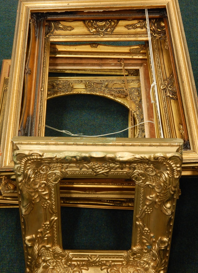 Appraisal: Eleven gilt picture frames