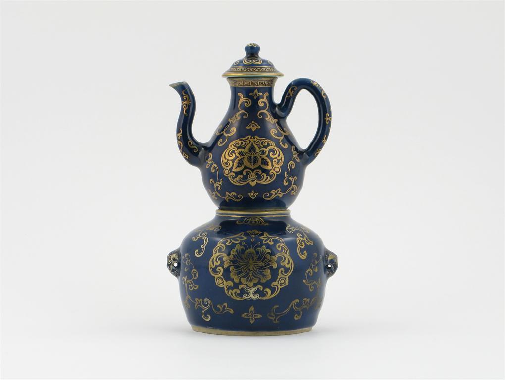 Appraisal: A rare Chinese wine warmer and cover