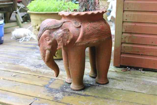 Appraisal: A WHICHFORD POTTERY TERRACOTTA PLANTER in the form of an